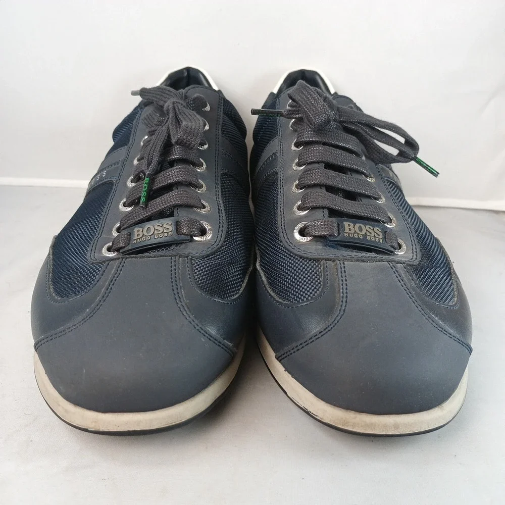 Hugo Boss Casual Sneaker Low Top For Men Dark Navy Blue Size US 9 EU 43 Preowned